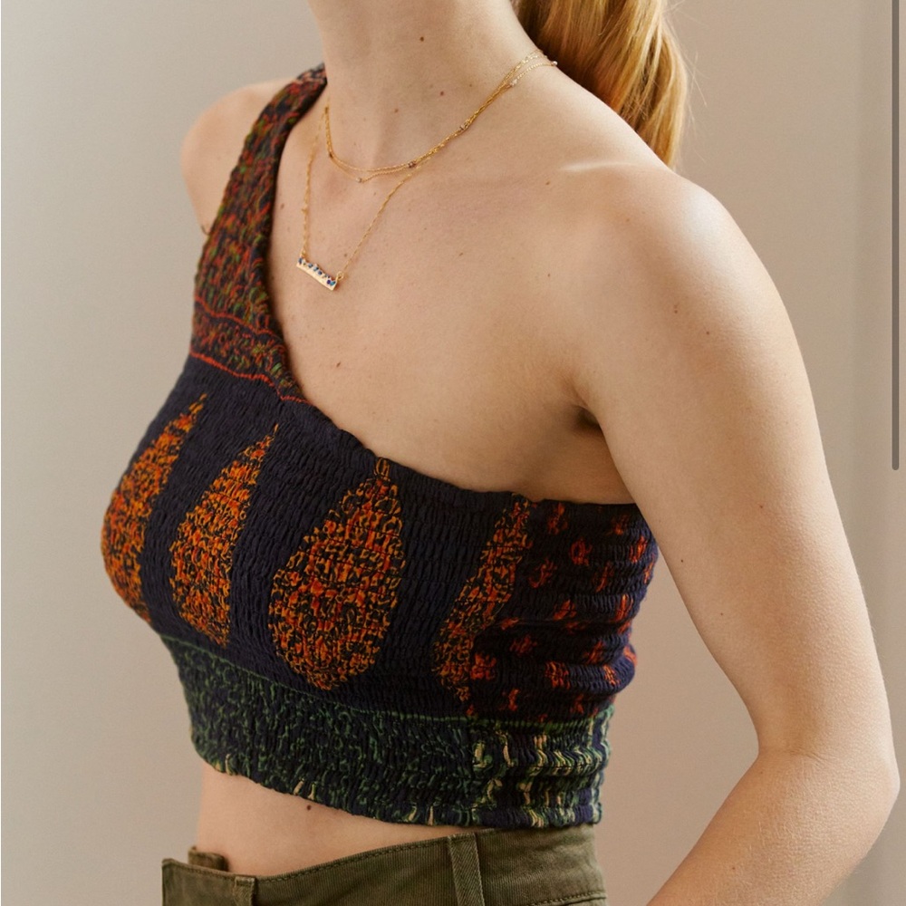 Love the Label One-Shoulder Top